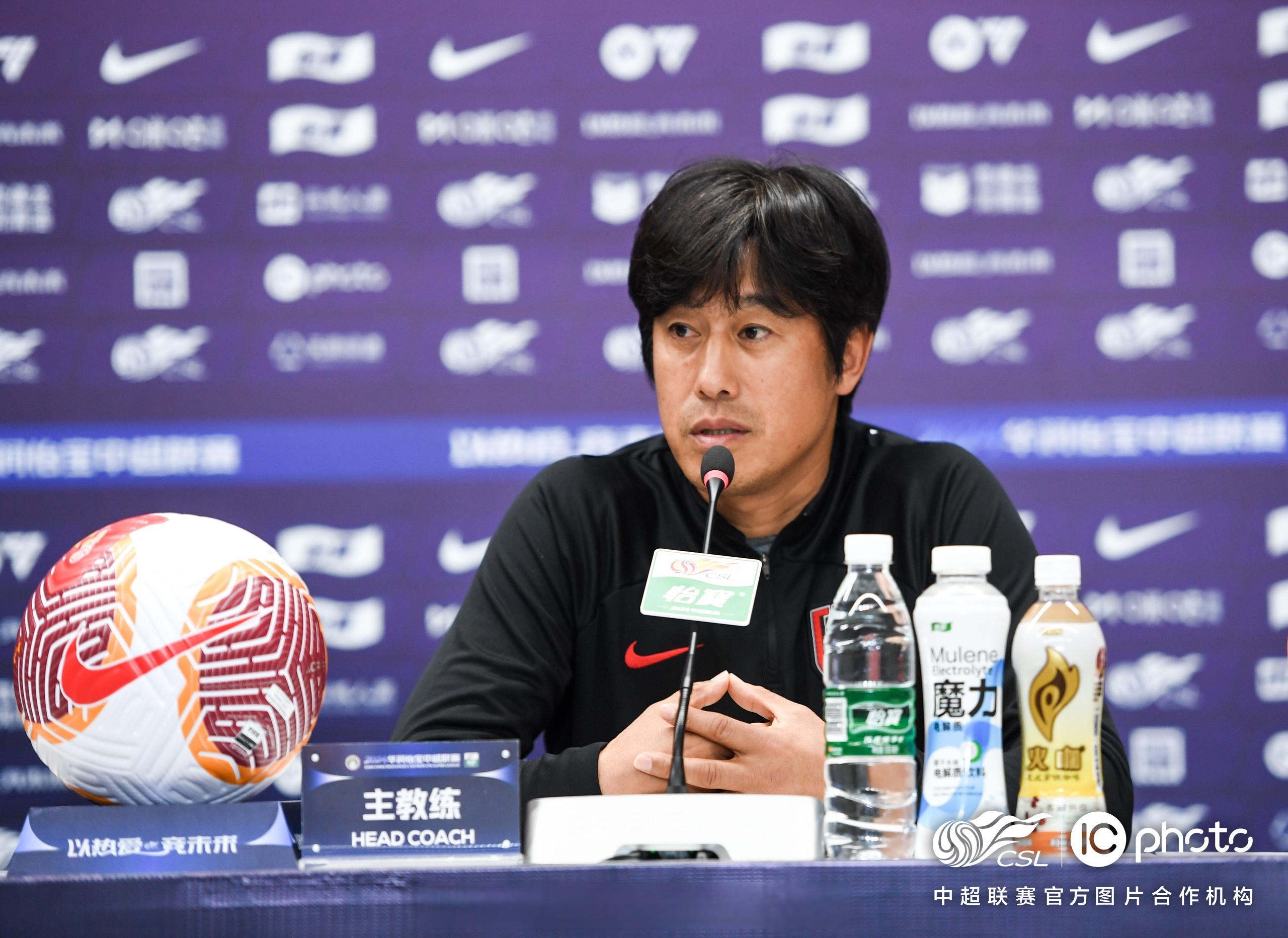 开云官网-青岛队横扫上海队,克莱统治全场